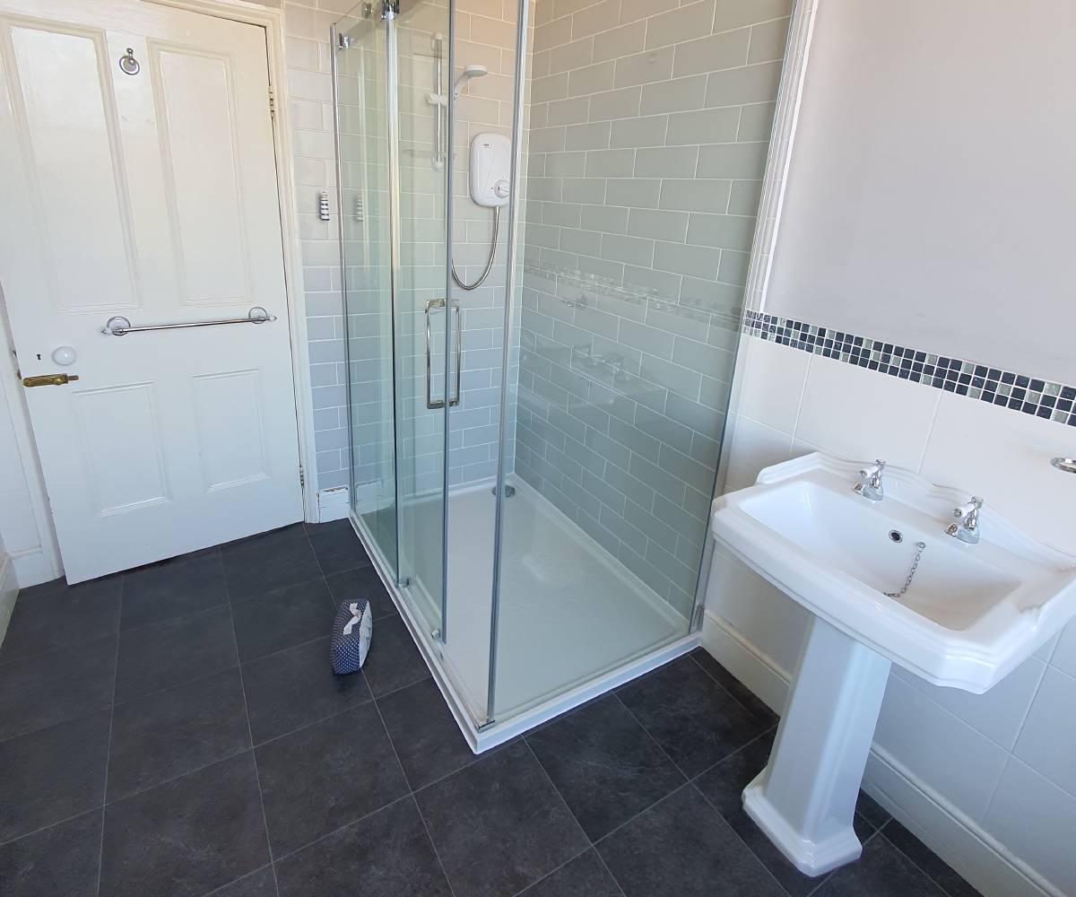 Plumbers in Newark. Plumbers in Newark.